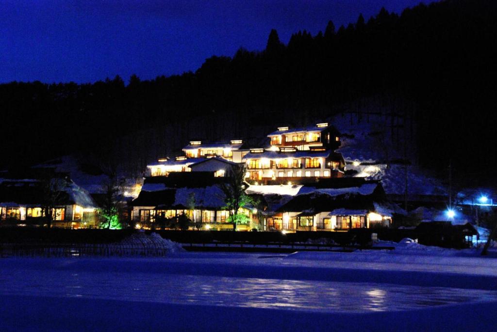Hotel Yutorian à Kawaba Extérieur photo